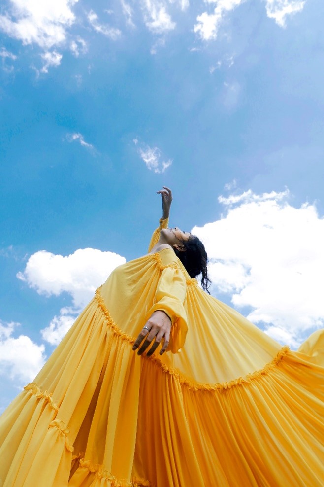 Yellow dress 2.jpg